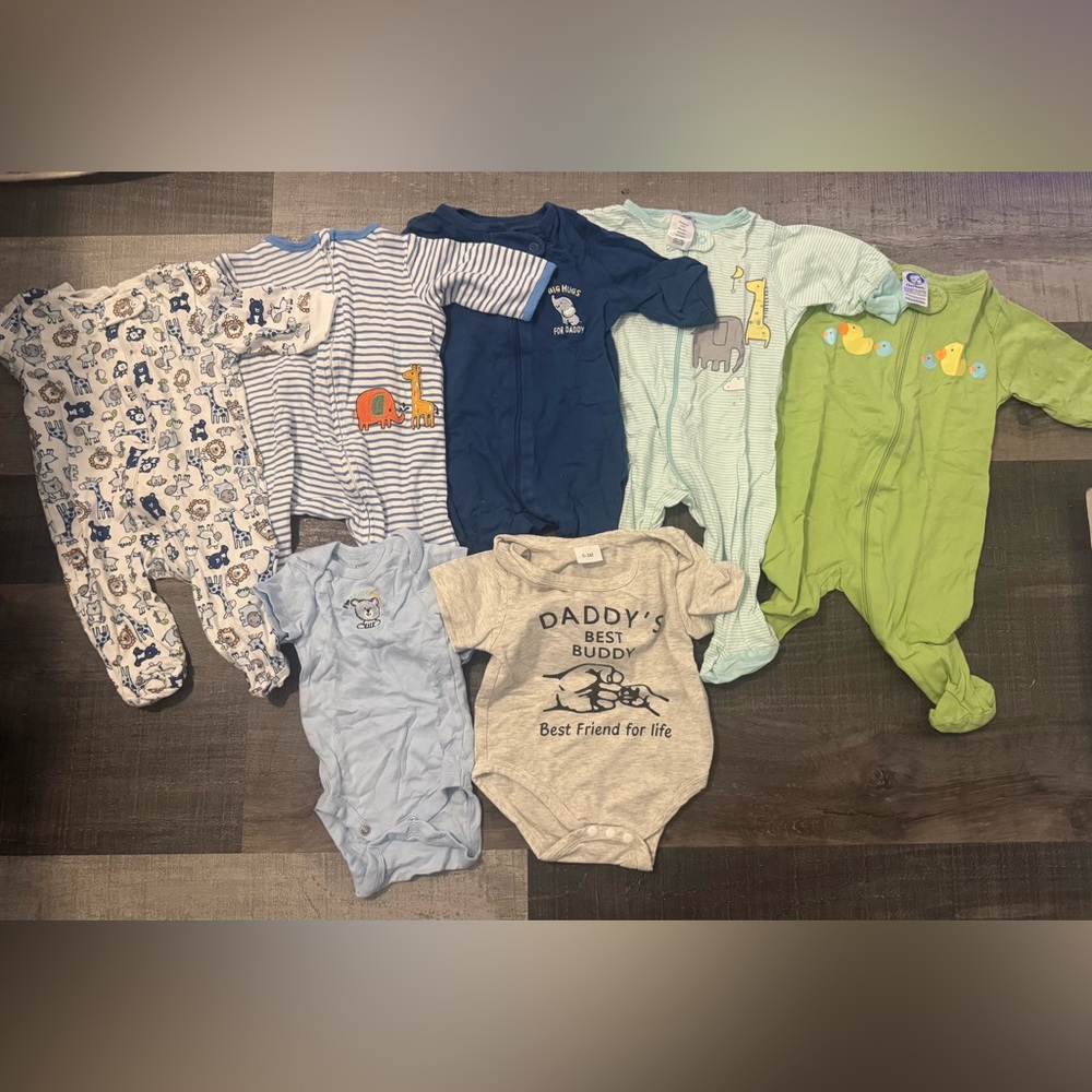 Baby Boy 0-3 month Mixed Sleep and Onesie Bundle - no stains, clean home